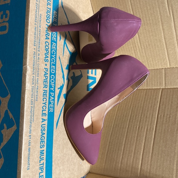 Brand New size 7 - Picture 3 of 4